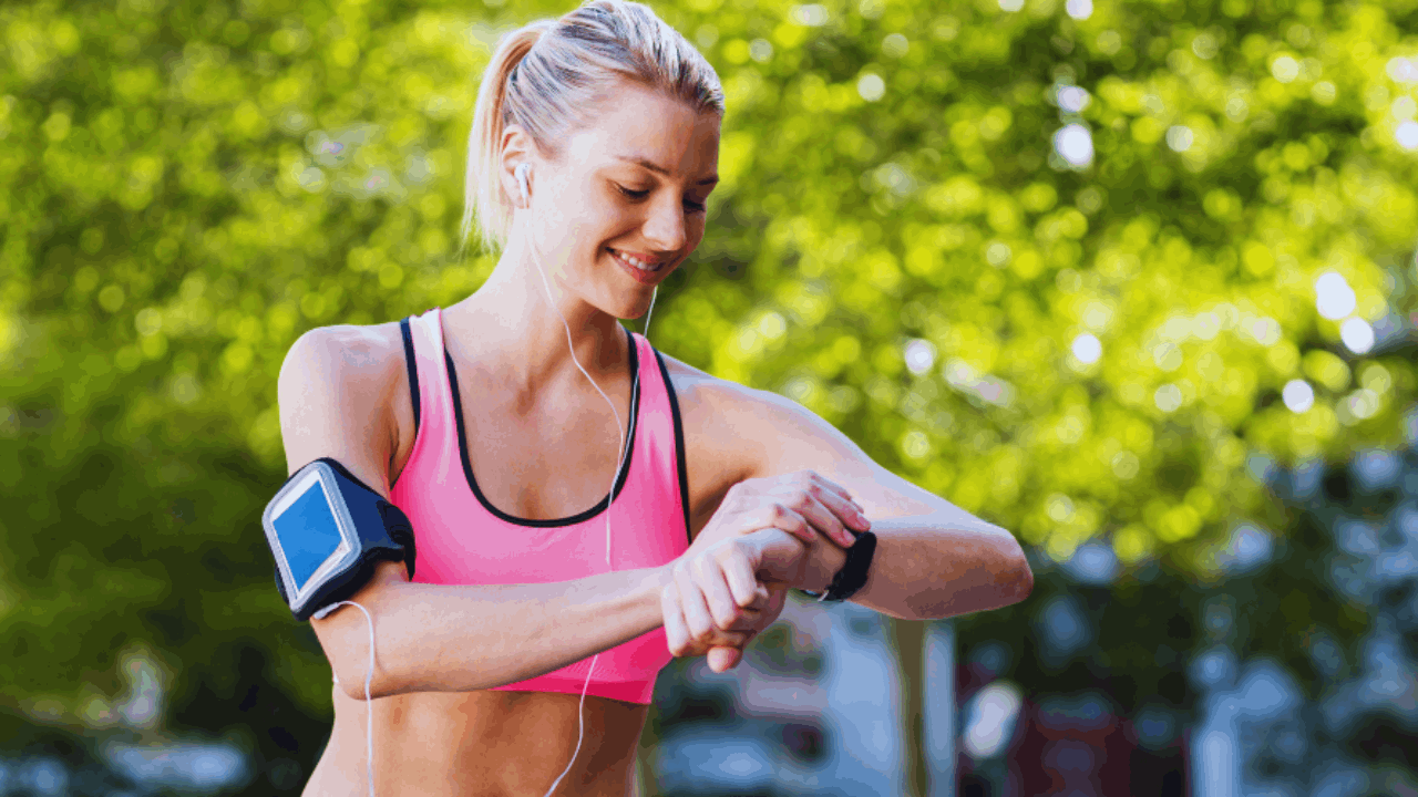 How Fitness Tracking Technology Can Help Improve Your Life