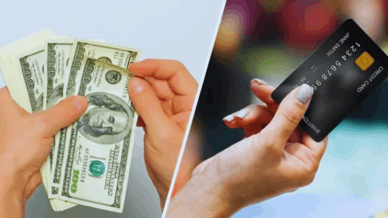 Is It Better to Use a Credit Card or Pay Cash?