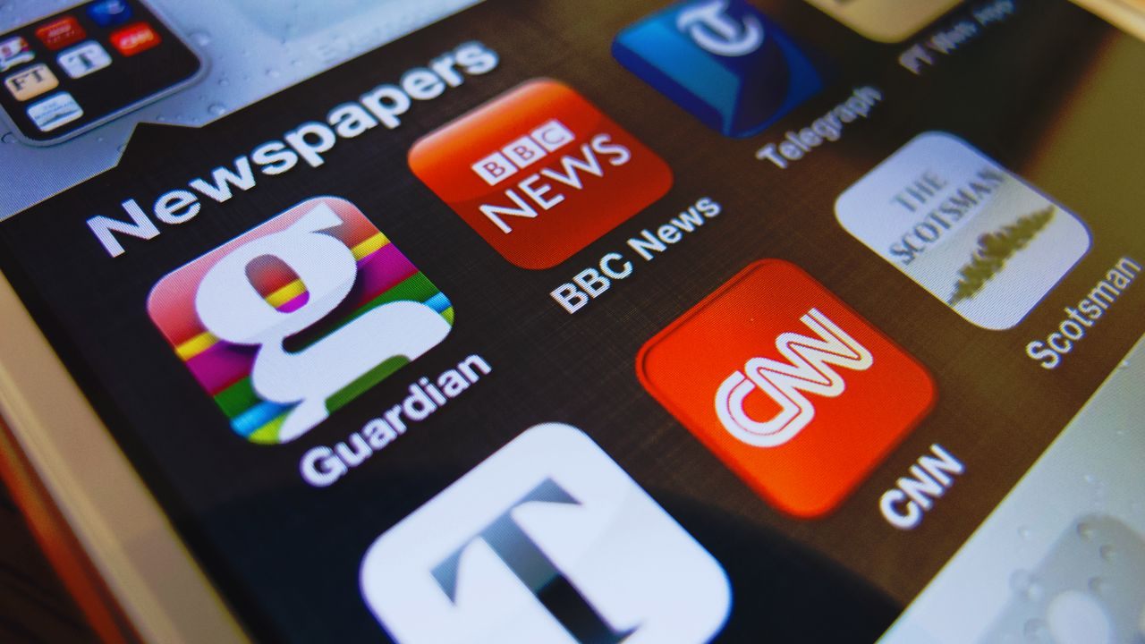 The Best Apps to Stay Updated with the Latest News