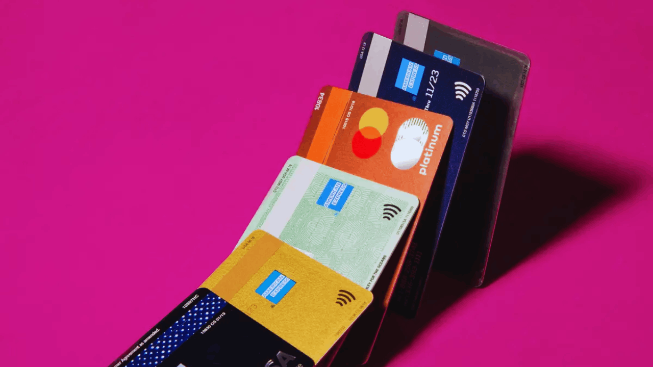 No Annual Fee Credit Cards: Are They a Good Deal?